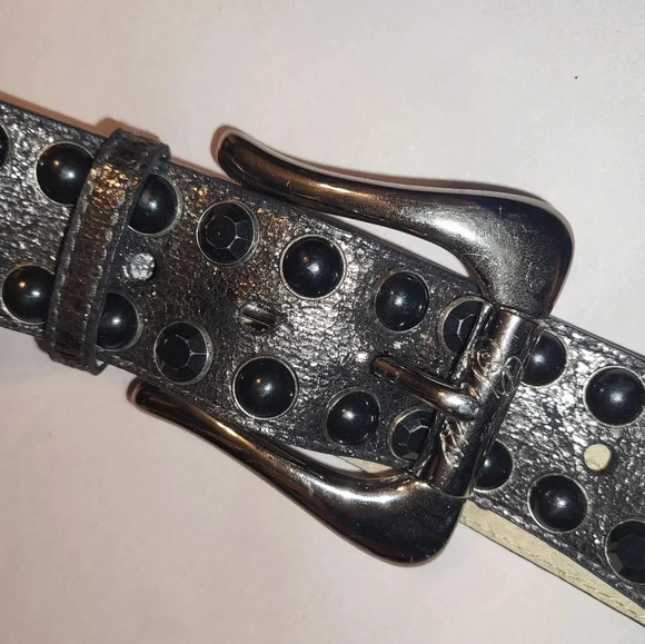 GUESS Silver Black Studded Belt Size Small Statement Y2K Edgy - Picture 1 of 12
